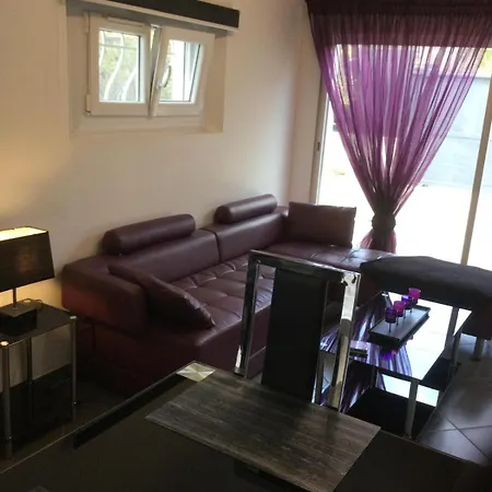 Chez Louloute Holiday home Frejus
