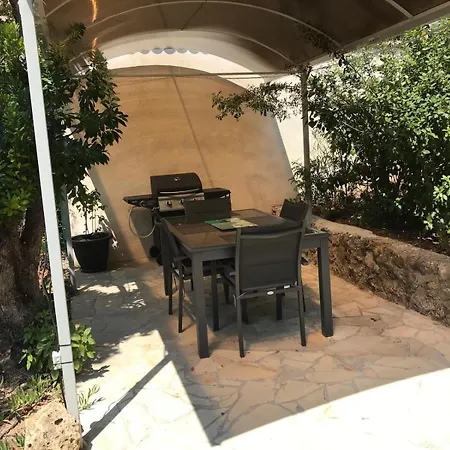 Chez Louloute Holiday home Frejus